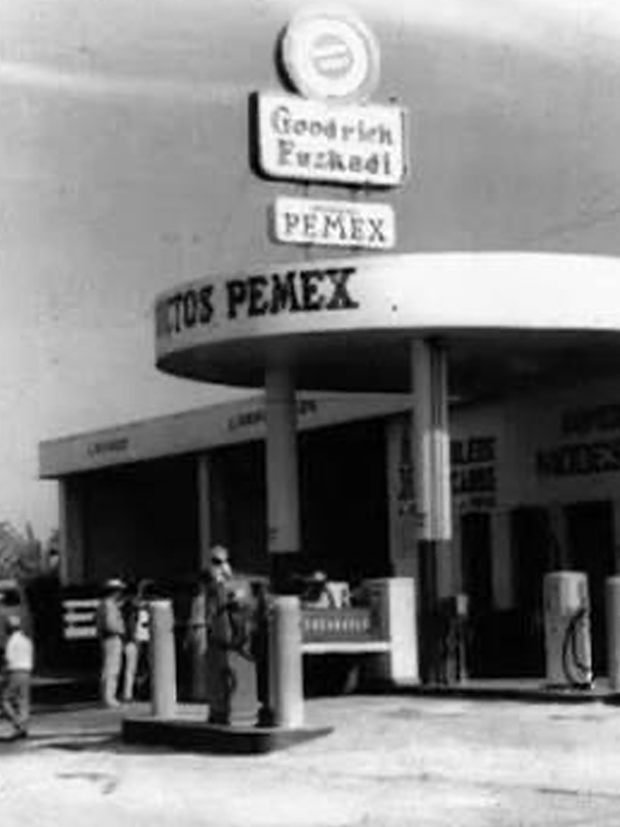 Anuncio de época de muestra: Más camino por menos, 1964.